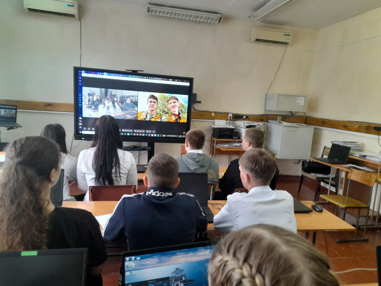 День детских общественных организаций России.